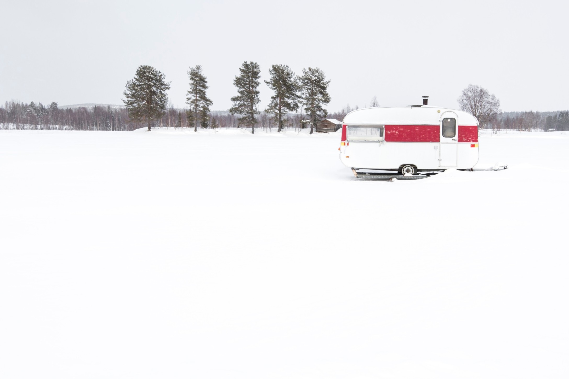 trip-season-ski-camping-van-van-camper-camp-site-sky-campground-snow-caravan-winter-travel-vacation_t20_0xoBeB.jpg