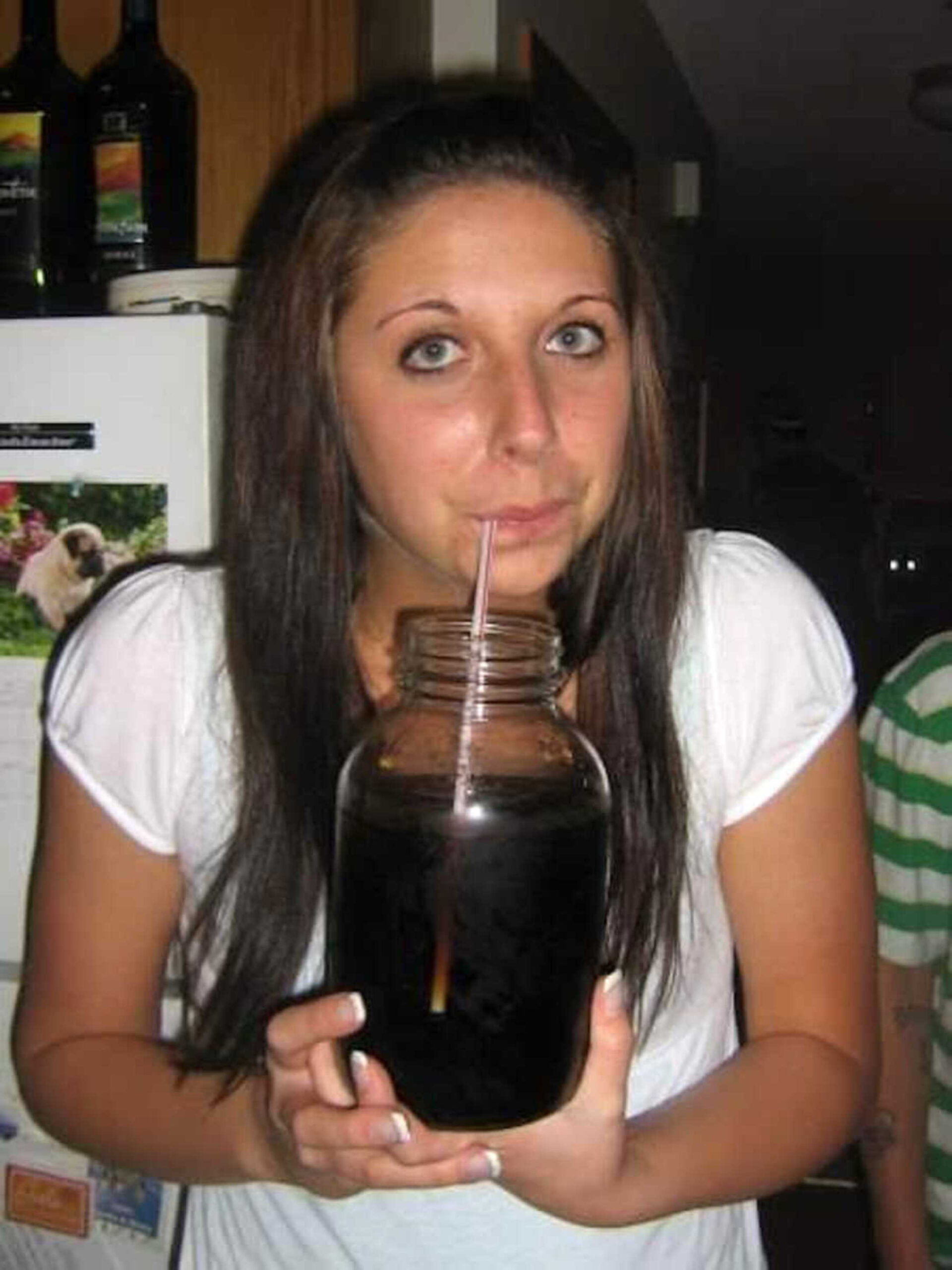 woman-drinking-while-in-college-900x1200-1.jpg