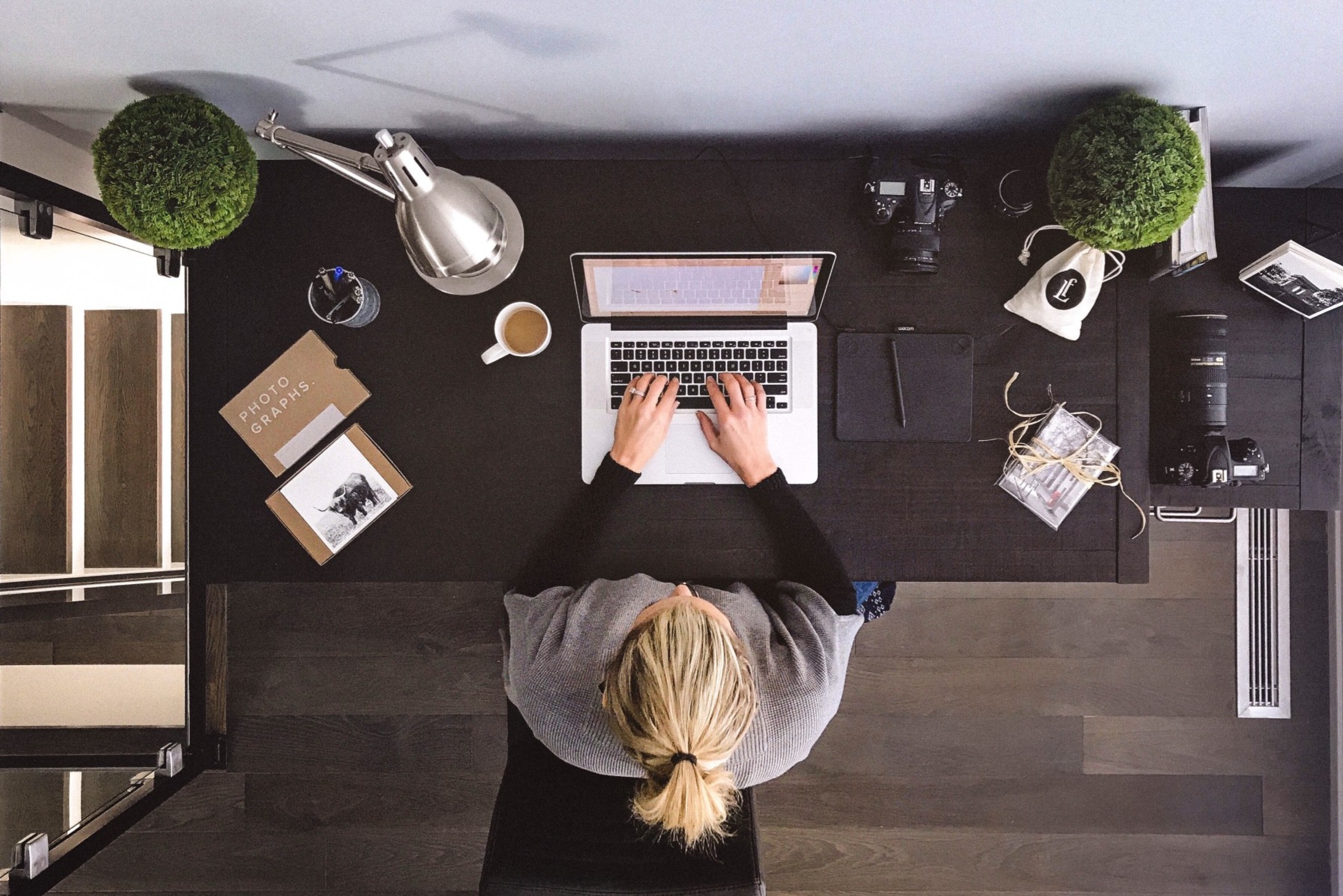 woman-working-from-home-office_t20_doX379.jpg