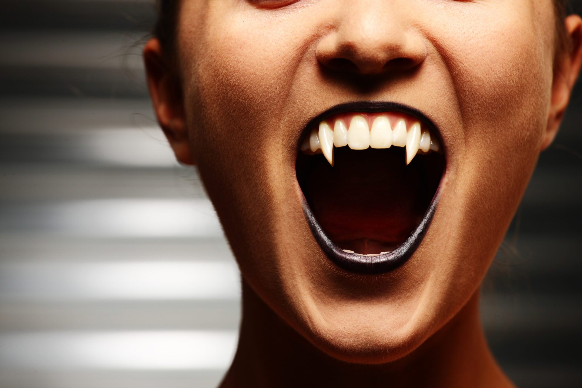 Vampire fangs