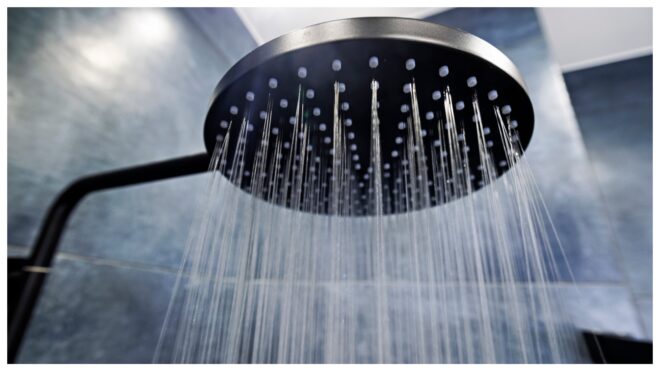shower head with running water