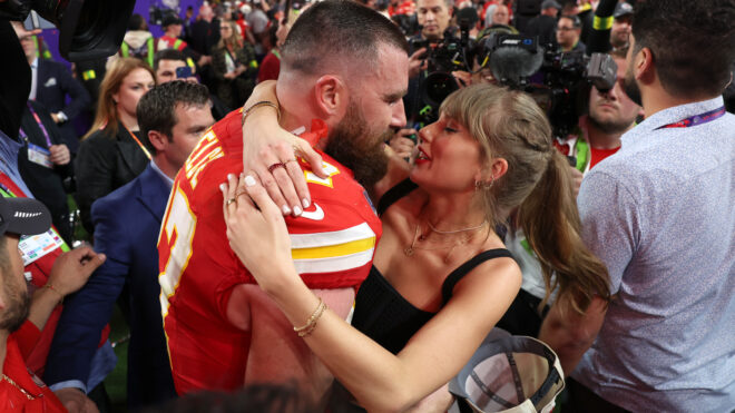 Travis Kelce, Taylor Swift