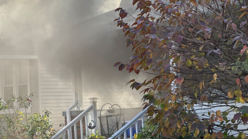 Mom of 3 Dies of Cancer on Thanksgiving, Weeks After Her Family Lost Everything in House Fire