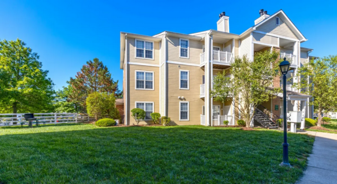 exterior shot of The Summerwood on Towne Line Apartments