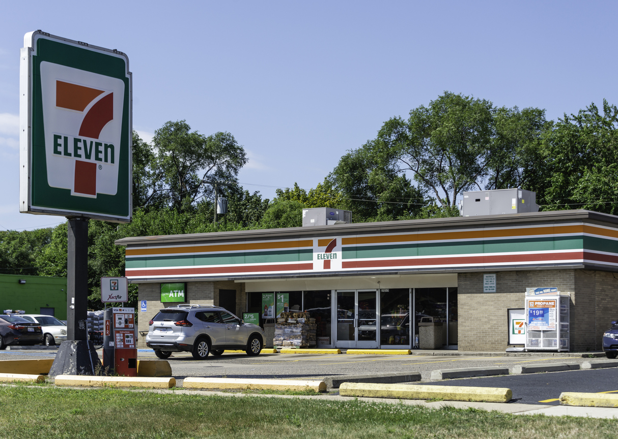 7-Eleven store