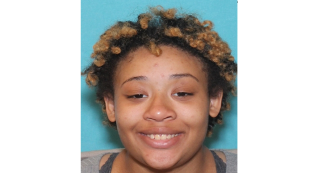 Kyzhera Weaver mug shot