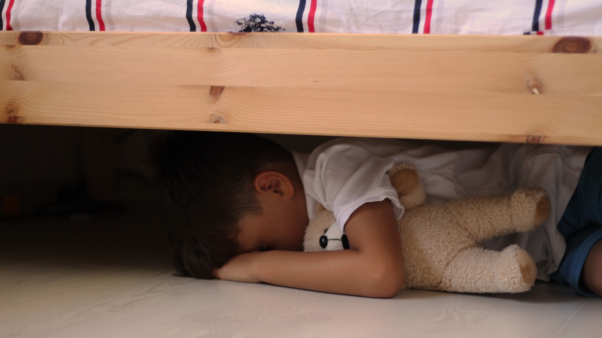 kids hiding mom killed