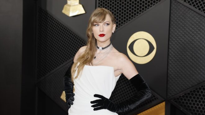 Taylor Swift arrives on the Red Carpet at the Crypto.com Arena in Los Angeles, California on Feb. 4, 2024. (Allen J. Schaben/Los Angeles Times/TNS)