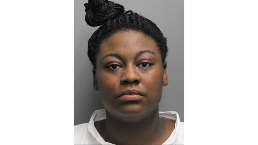 Aurionah-Rakii-Karie Parker-White mugshot
