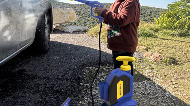 kids pressure washer