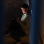 teen girl ipad