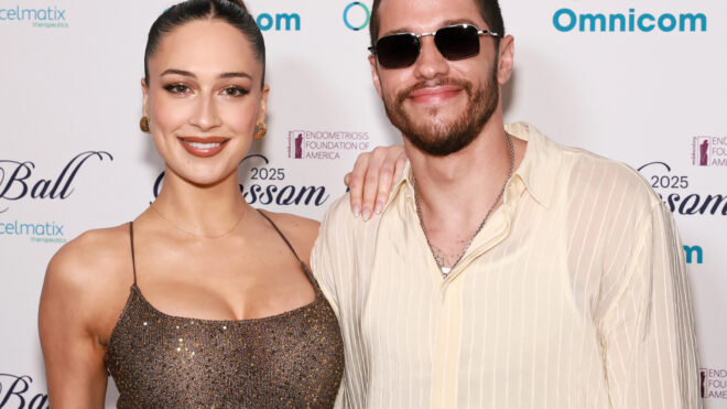 Pete Davidson & Elsie Hewitt