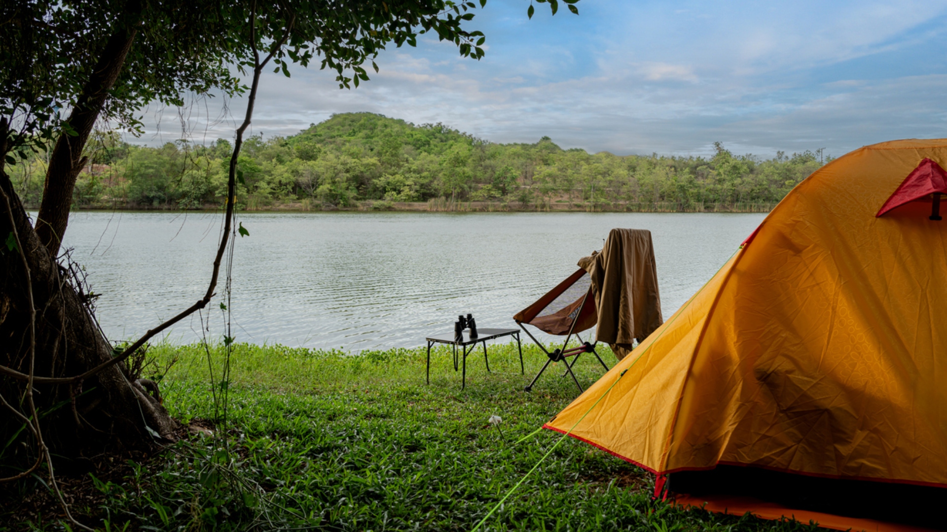 lake camping