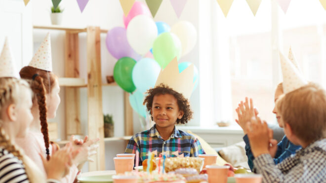 2000s birthday party
