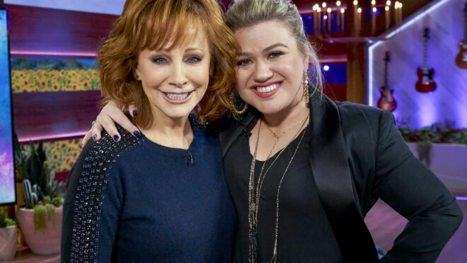 Reba McEntire, Kelly Clarkson