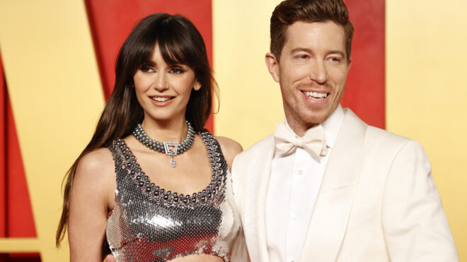 Nina Dobrev, Shaun White
